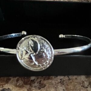 Silver Avon Scorpio Cuff Bracelet
